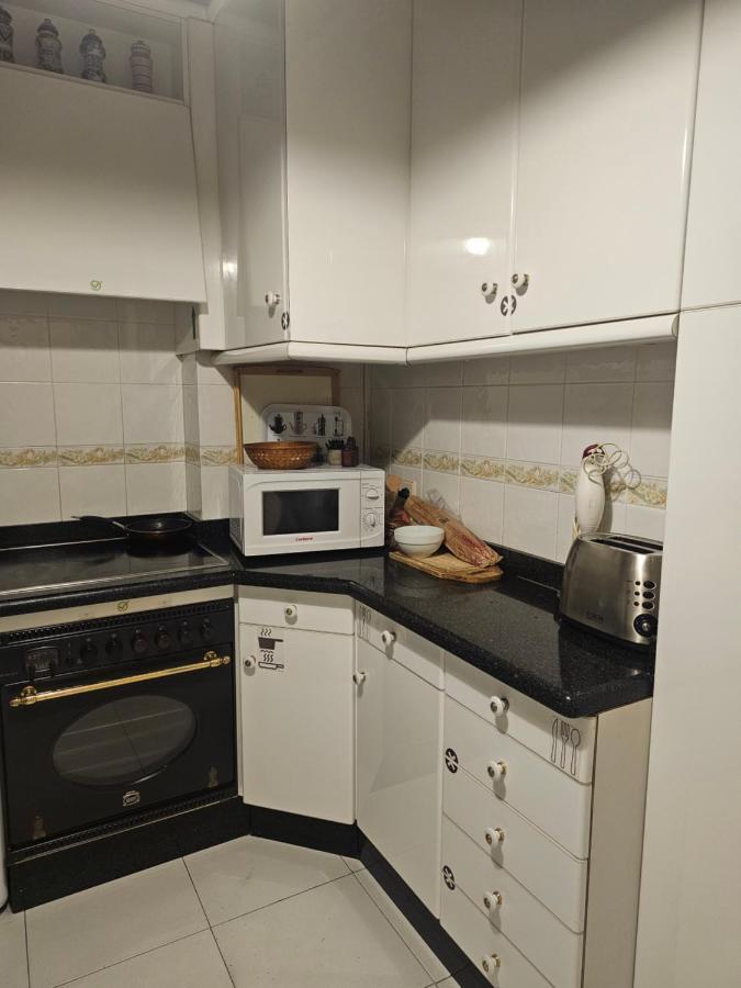 Habitacion Amplia Y Centrica En Piso Compartido Ла-Корунья Экстерьер фото
